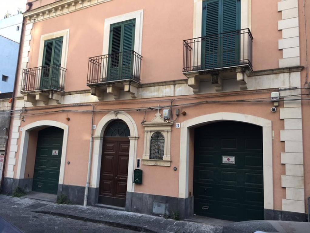 Il Cigno Di Catania Hotel Luaran gambar