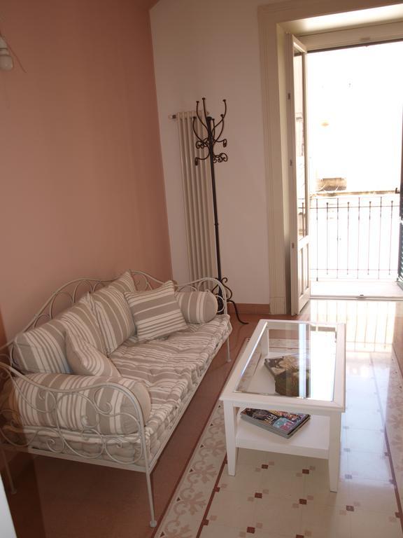 Il Cigno Di Catania Hotel Luaran gambar